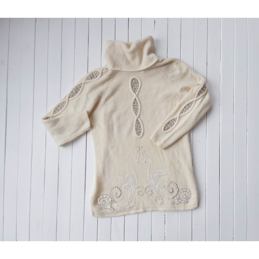 white turtleneck‎ sweater 80s 90s vintage cream beaded wool angora sweater